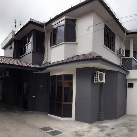 Homestay مُوار المظهر الخارجي الصورة