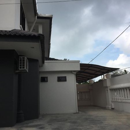 Homestay مُوار المظهر الخارجي الصورة